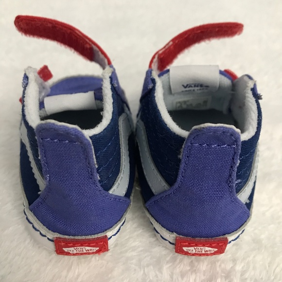 Vans Kids' Baby SK8-Hi Crib Shoes, High Top, Slip On, Velcro
US Infant size 3 - Picture 5 of 10
